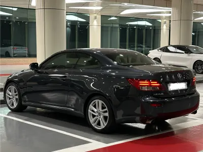 2010 لكزس آي إس 300 سي