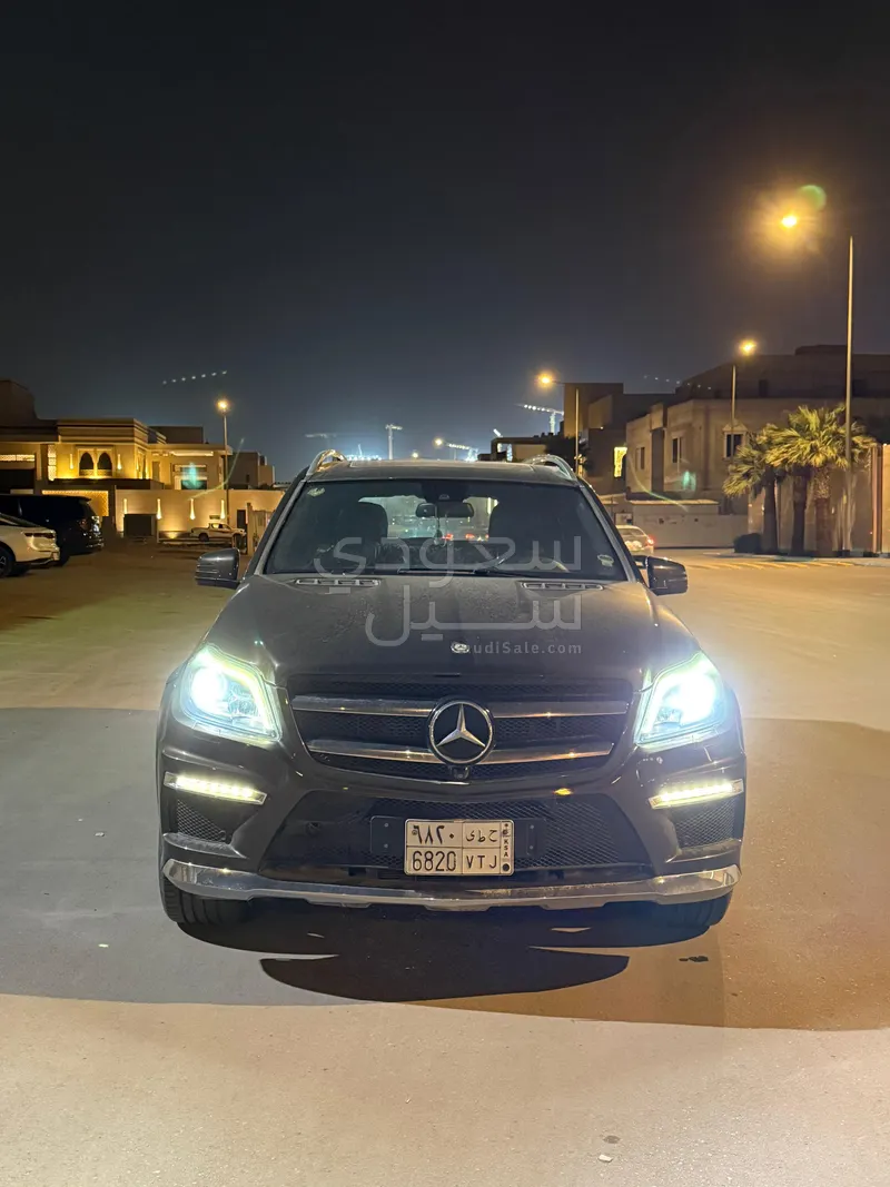 2013 مرسيدس - بنز جي إل 63 أي إم جي