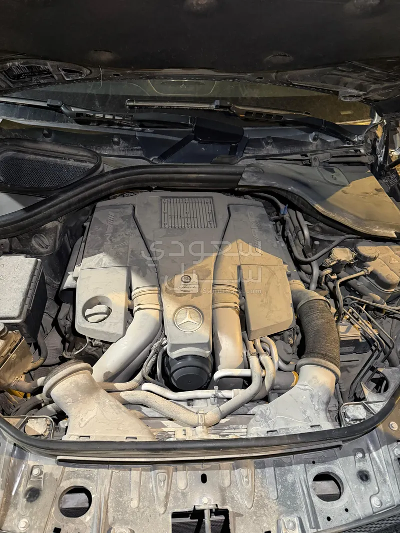 2013 مرسيدس - بنز جي إل 63 أي إم جي