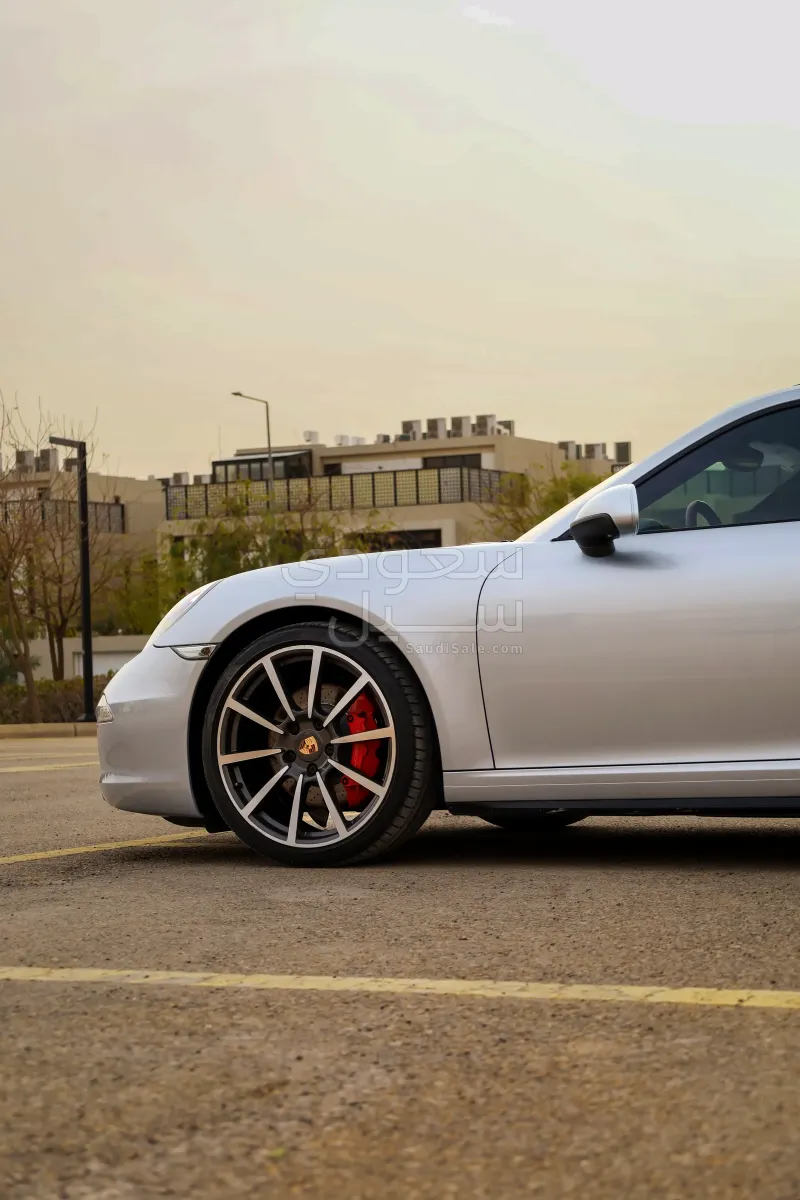 2014 بورش 911 كاريرا 4 اس