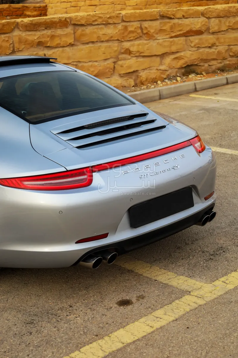 2014 بورش 911 كاريرا 4 اس