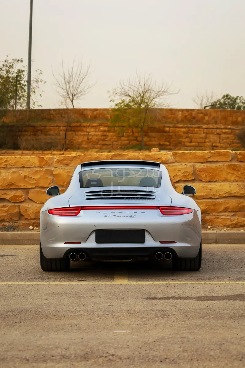 2014 بورش 911 كاريرا 4 اس