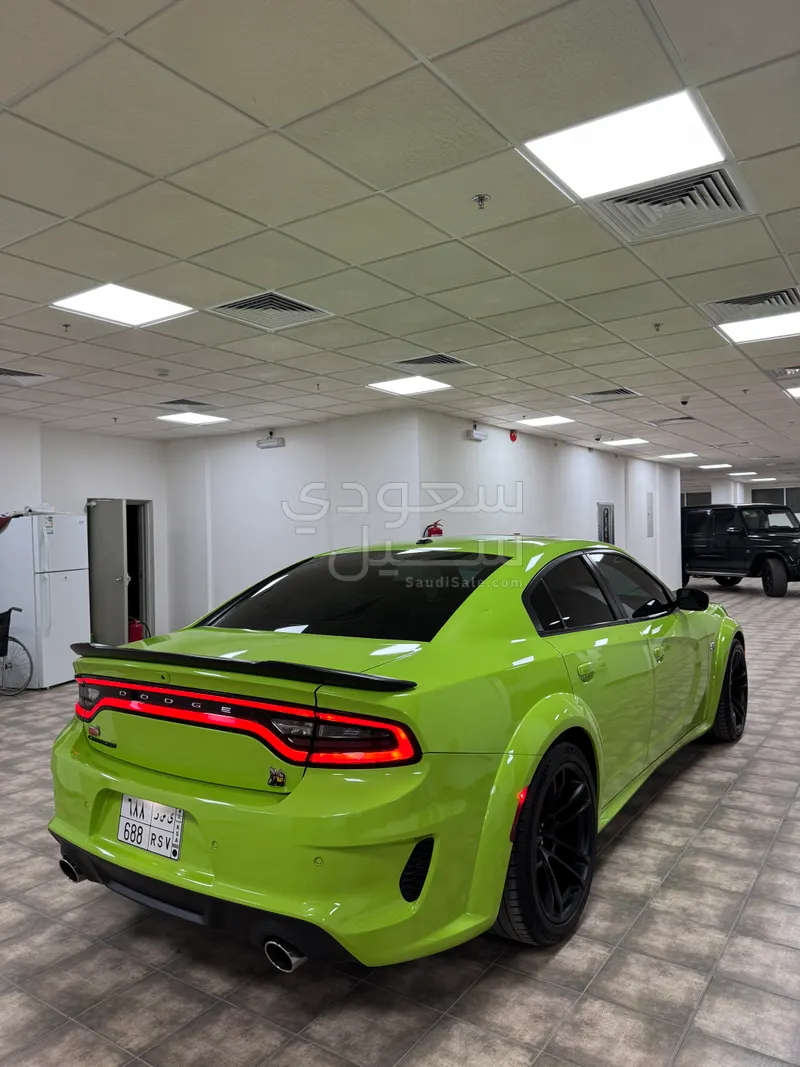 2023 دودج تشارجر اٍس ار تي 392 سكات باك