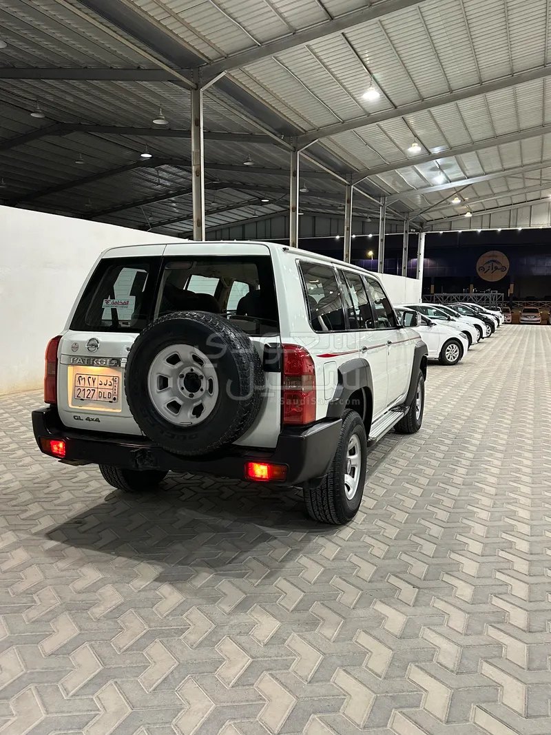 2020 نيسان باترول سفاري