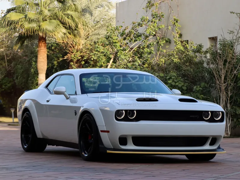 2022 دودج تشالنجر هيلكات رد اي