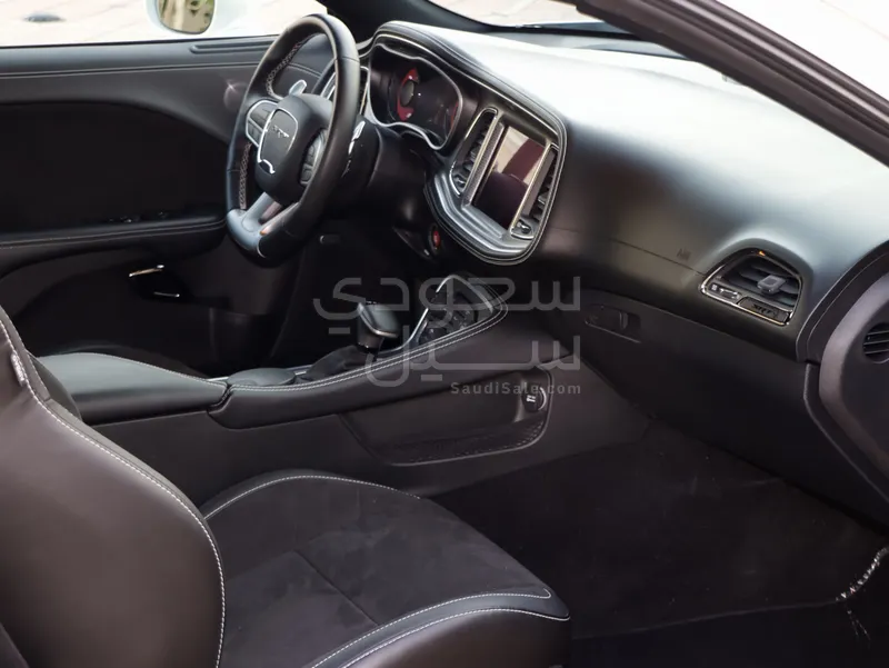 2022 دودج تشالنجر هيلكات رد اي