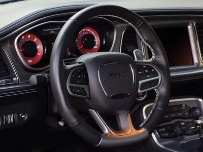 2022 دودج تشالنجر هيلكات رد اي