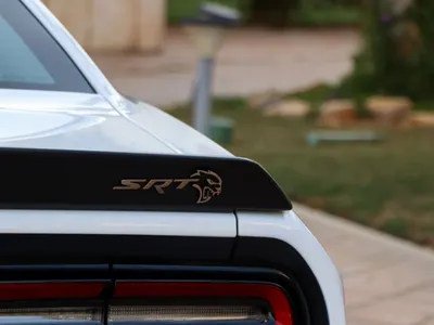 2022 دودج تشالنجر هيلكات رد اي