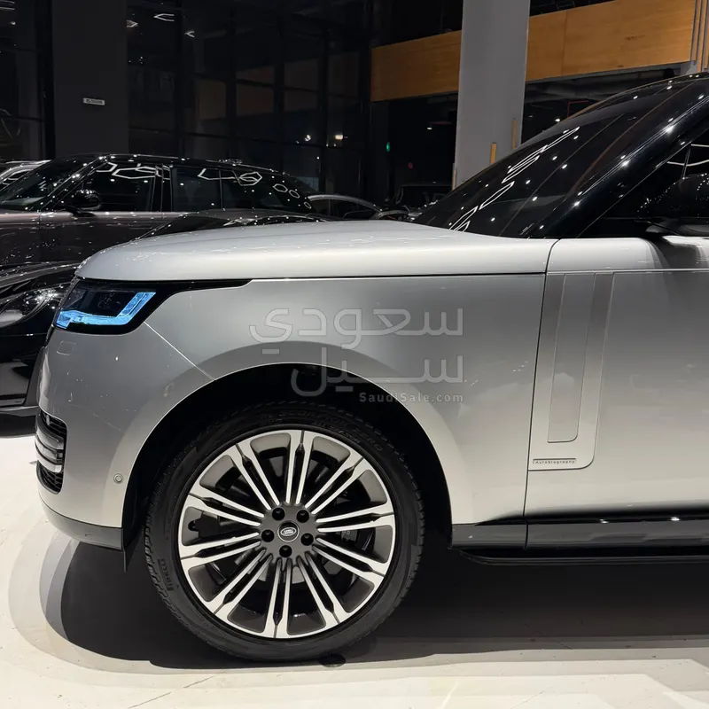 2023 لاند روفر رينج روفر اوتوبيوغرافي