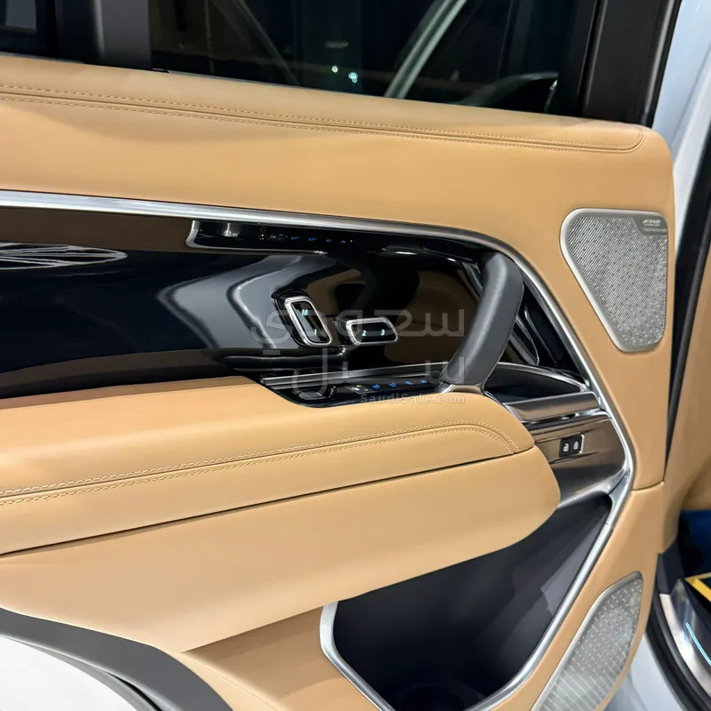 2023 لاند روفر رينج روفر اوتوبيوغرافي