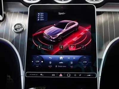 2026 مرسيدس - بنز سي 200 أي إم جي