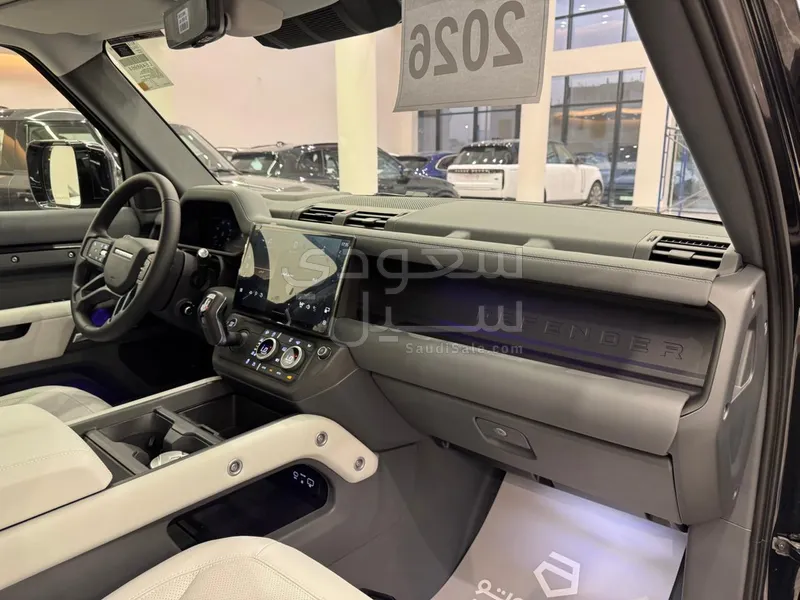 2026 لاند روفر ديفيندر اكس داينمك