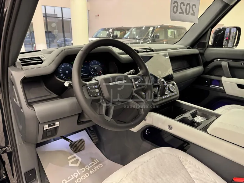 2026 لاند روفر ديفيندر اكس داينمك