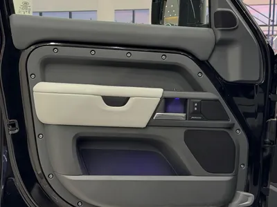 2026 لاند روفر ديفيندر اكس داينمك