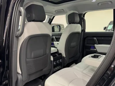 2026 لاند روفر ديفيندر اكس داينمك