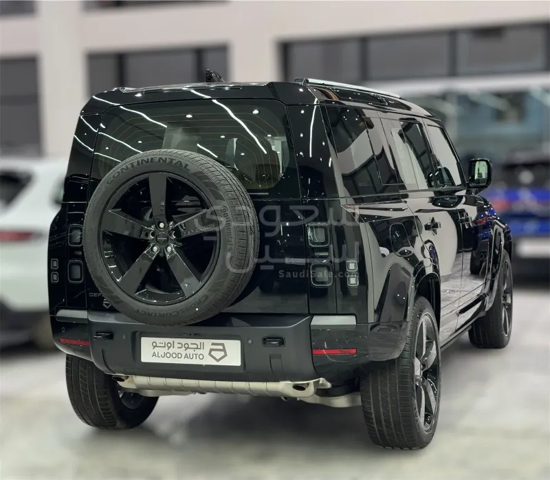 2026 لاند روفر ديفيندر اكس داينمك