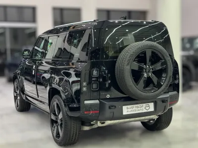 2026 لاند روفر ديفيندر اكس داينمك