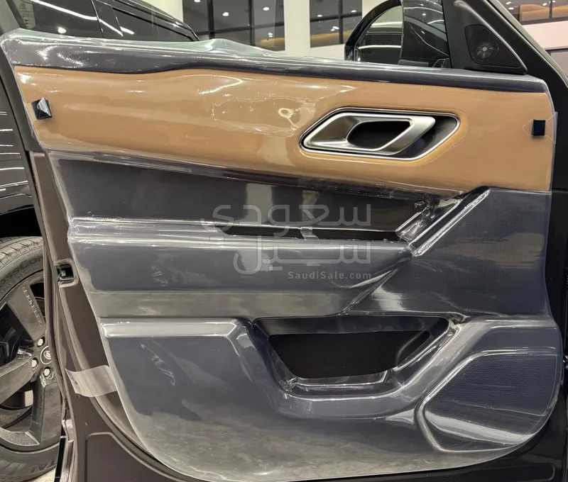 2025 لاند روفر رينج روفر فيلار اتش اس اي