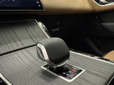 2025 لاند روفر رينج روفر فيلار اتش اس اي