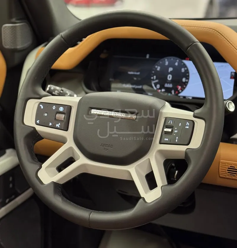 2024 لاند روفر ديفيندر 90