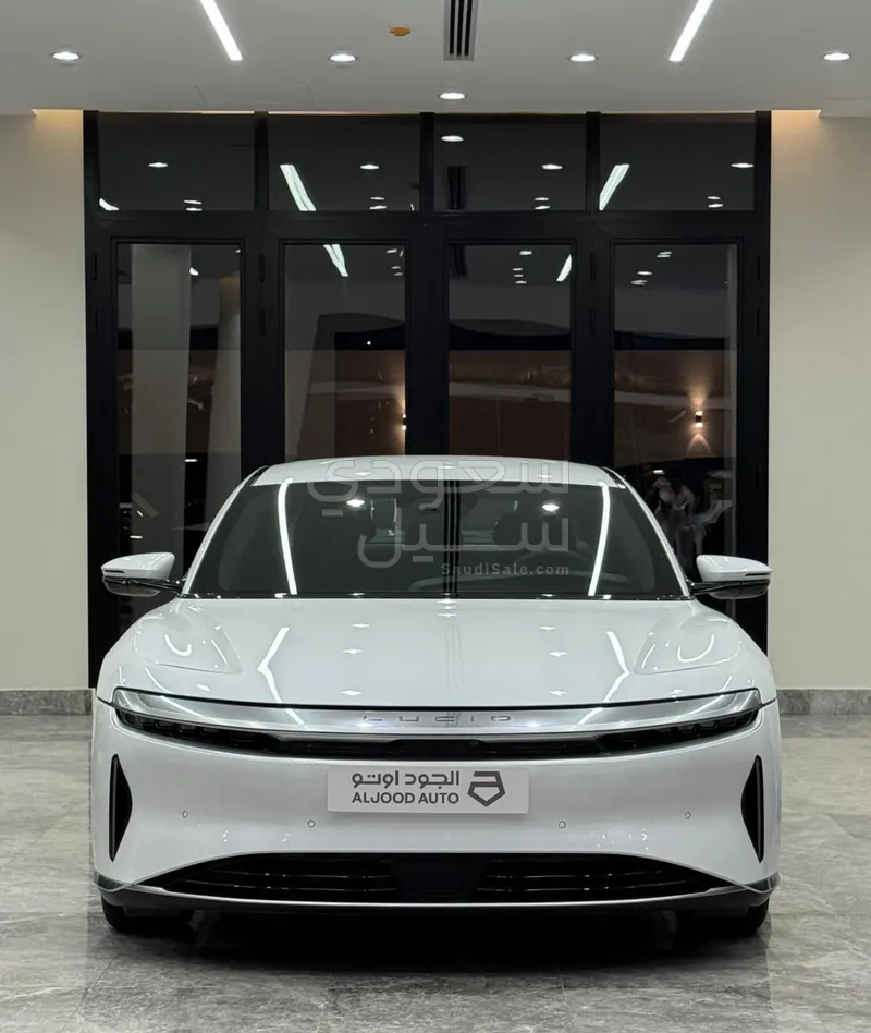 2024 لوسيد اير بيور