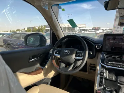 2026 تويوتا لاند كروزر جي اكس ار