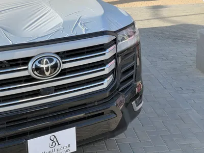 2026 تويوتا لاند كروزر جي اكس ار