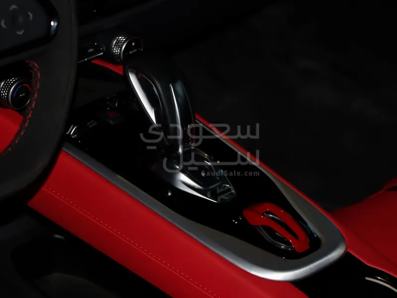 2025 لوتس اميرا فرست ادشن