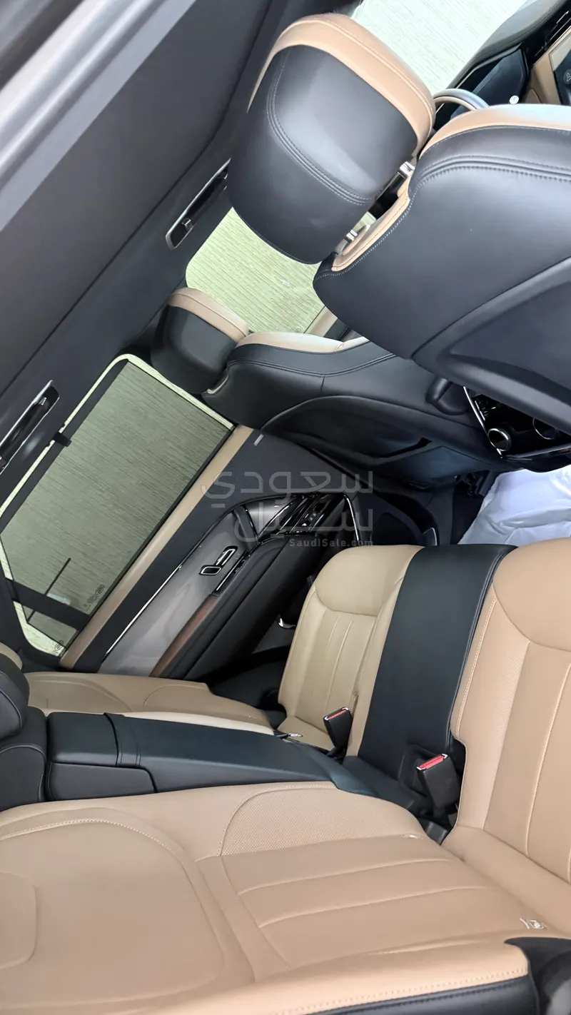 2024 لاند روفر رينج روفر سبورت اتش اس اي