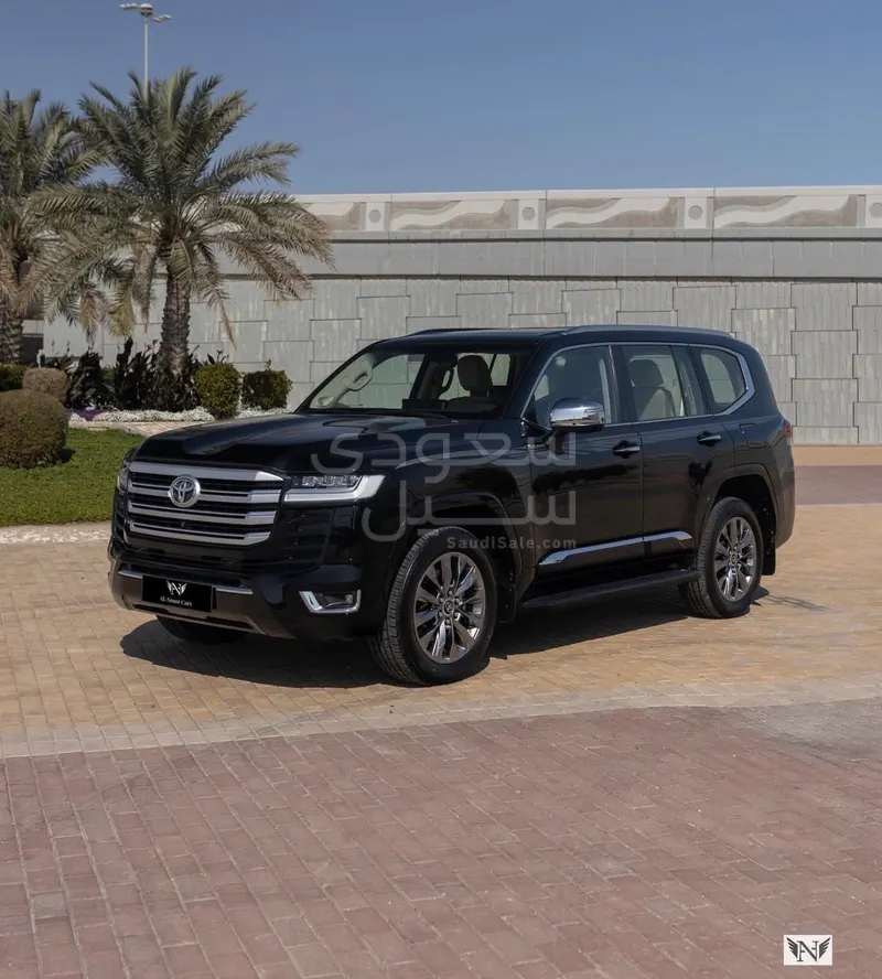 2023 Toyota Land Cruiser VX