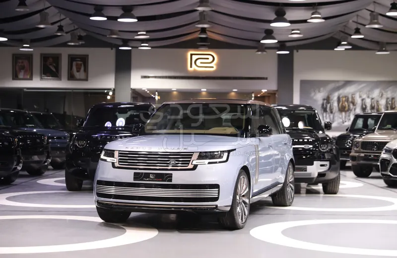 2025 Land Rover Range Rover SV Autobiography