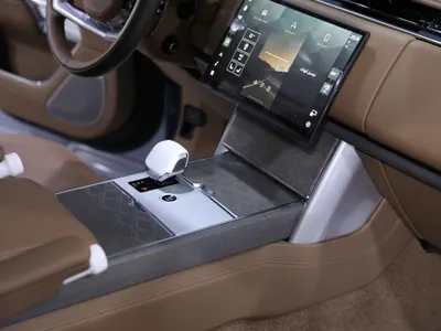 2025 Land Rover Range Rover SV Autobiography