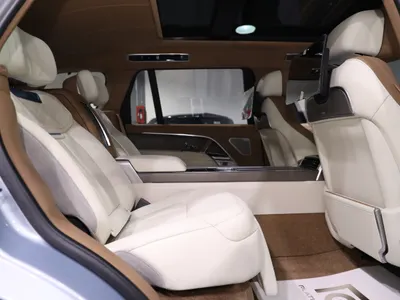 2025 Land Rover Range Rover SV Autobiography