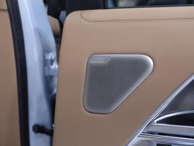 2025 Land Rover Range Rover SV Autobiography