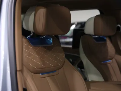 2025 Land Rover Range Rover SV Autobiography