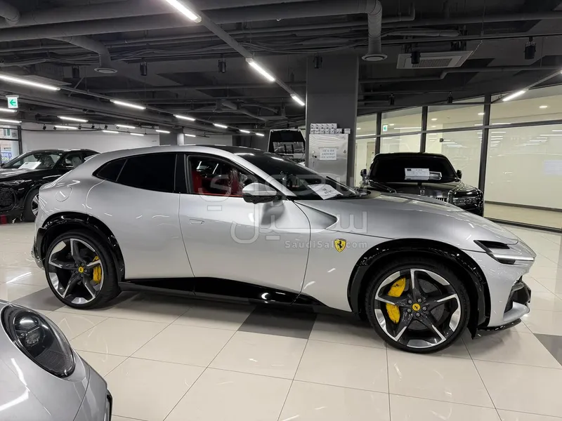 2025 فيراري بوروسانجوي