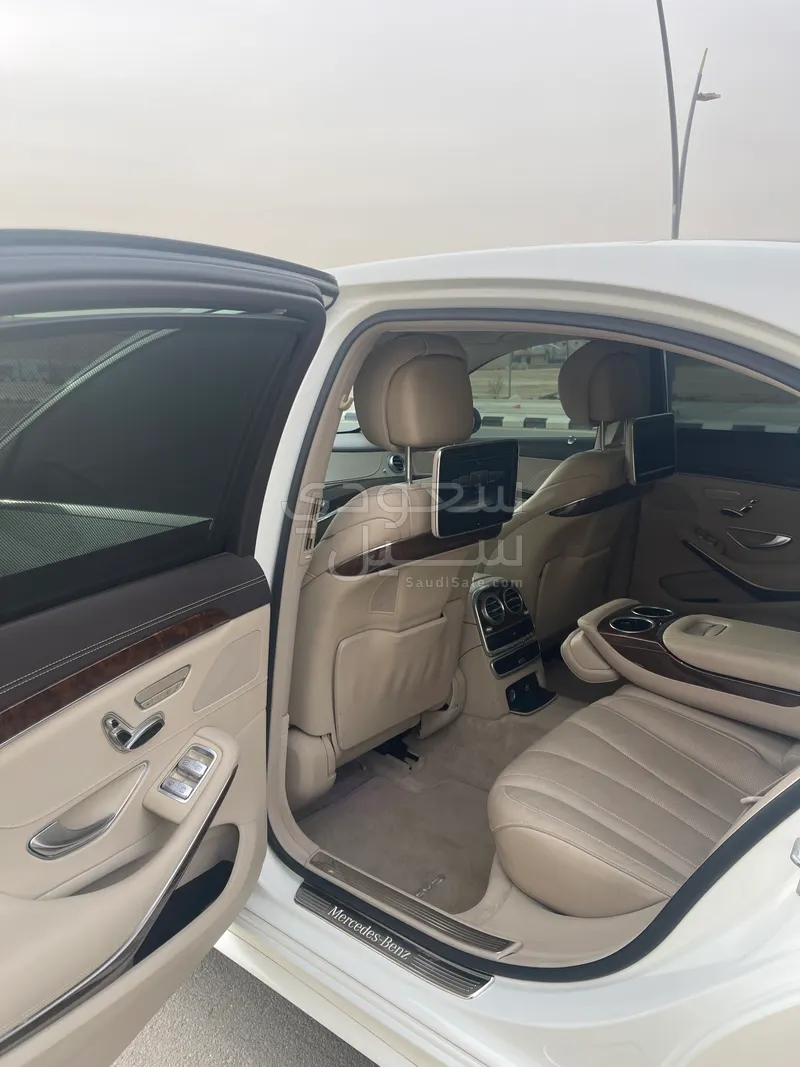 2015 مرسيدس - بنز إس 400