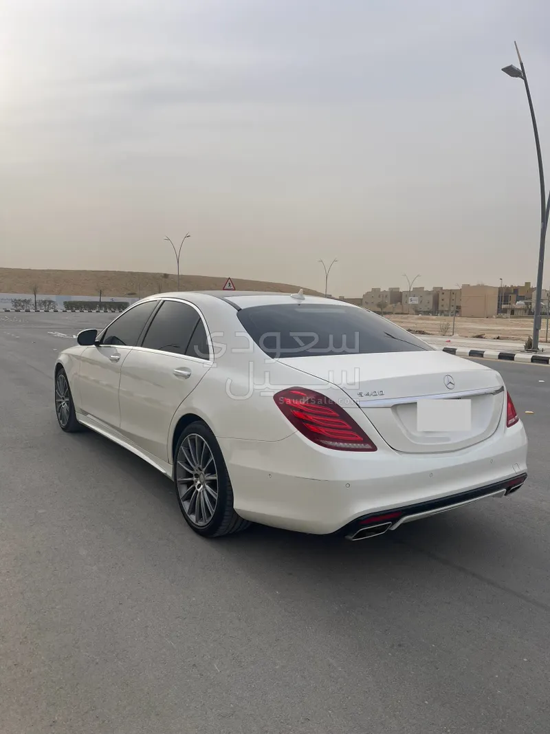 2015 مرسيدس - بنز إس 400