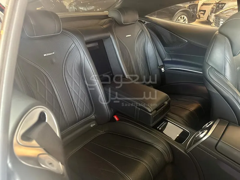 2015 Mercedes-Benz S 63 Coupe