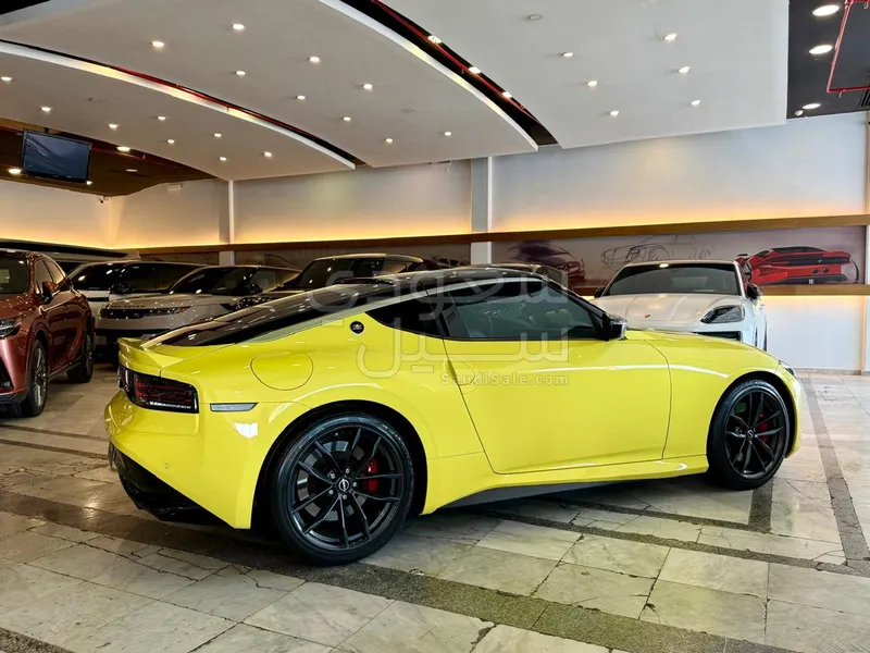 2024 Nissan Z 400