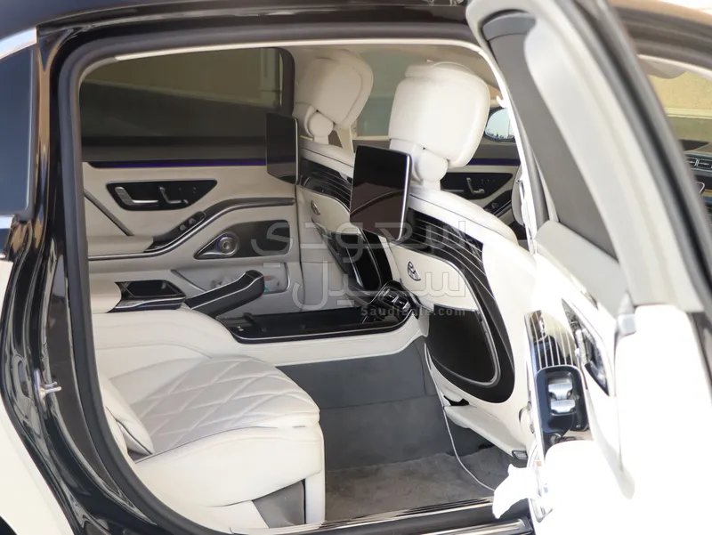2022 مرسيدس - بنز إس 580 مايباخ