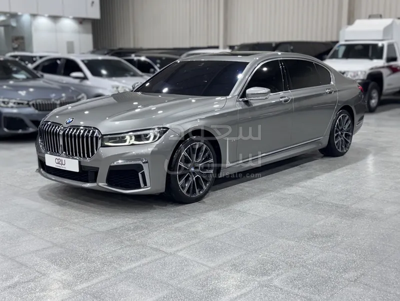 2021 بي ام دبليو الفئة السابعة 740 إل أي