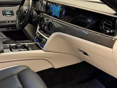 2022 رولز رويس قوست بلاك بادج