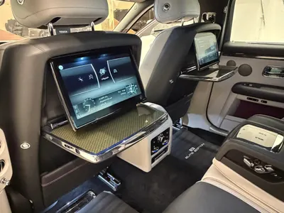 2022 رولز رويس قوست بلاك بادج