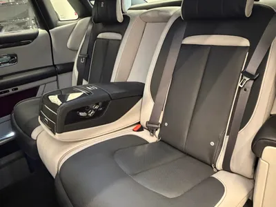 2022 رولز رويس قوست بلاك بادج