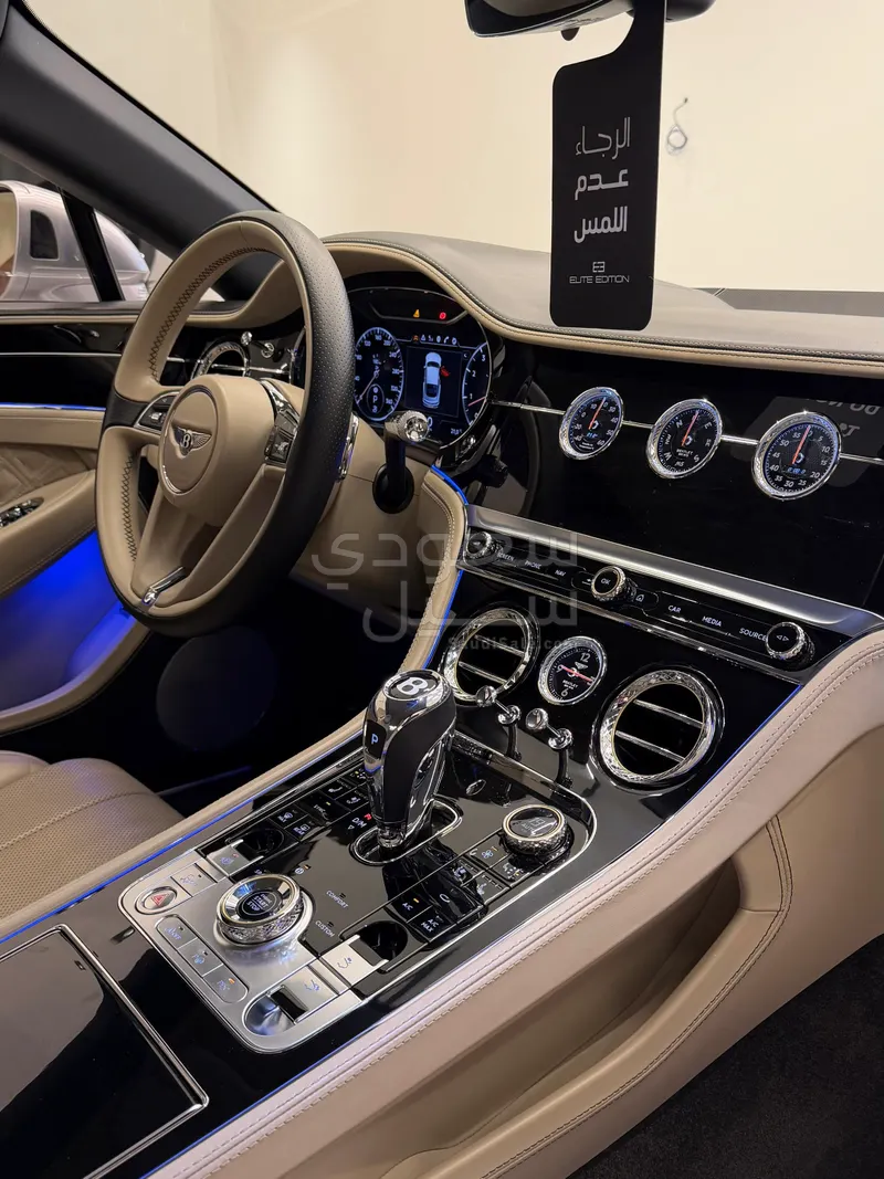 2019 بنتلي كونتيننتل جي تي