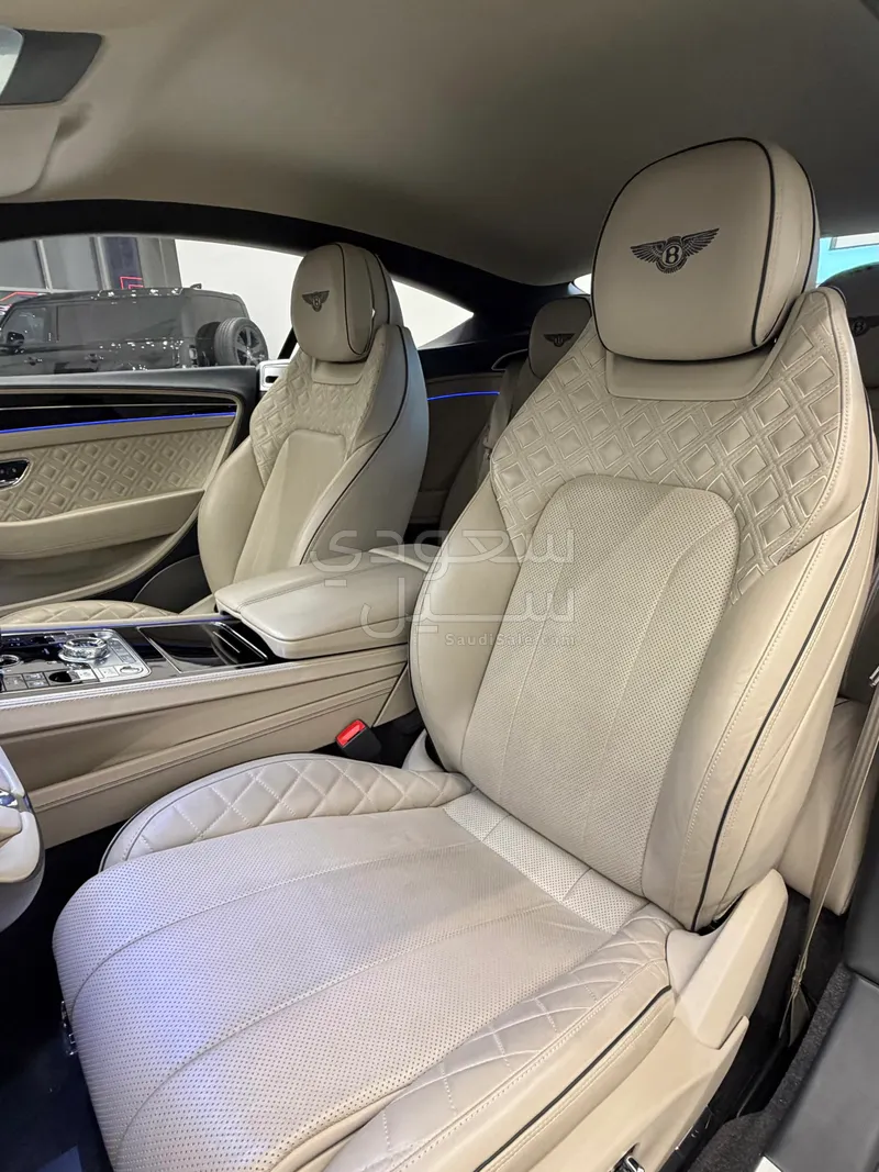 2019 بنتلي كونتيننتل جي تي