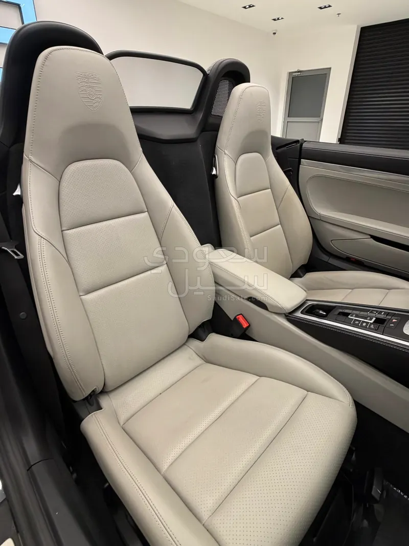 2024 بورش 718 بوكستر