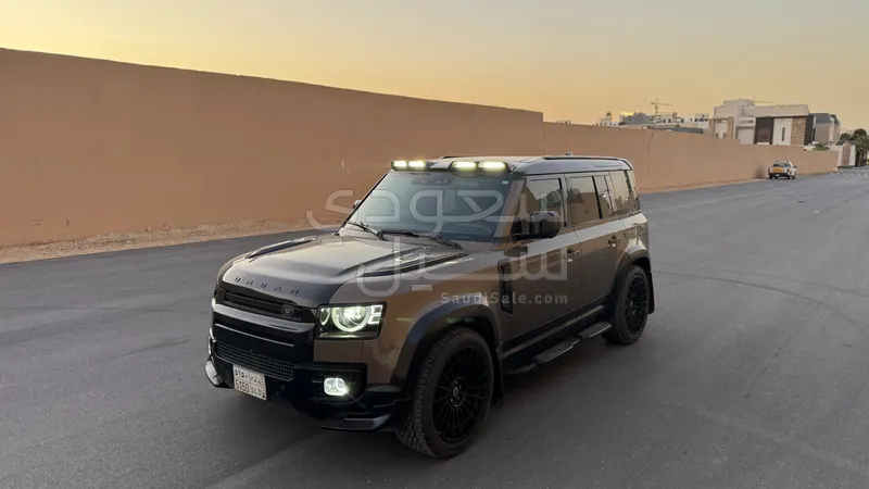 2023 لاند روفر ديفيندر اتش اس اي