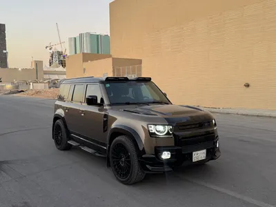 2023 لاند روفر ديفيندر اتش اس اي